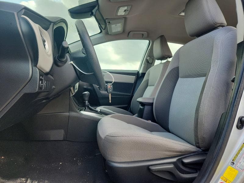2019 TOYOTA COROLLA LE 7