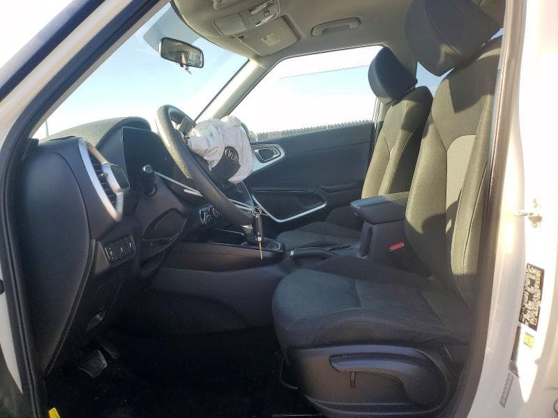 2020 KIA SOUL LX 7