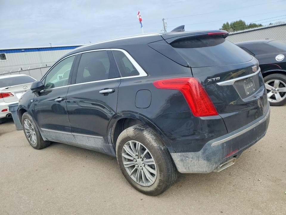 2017 CADILLAC XT5 LUXURY 2