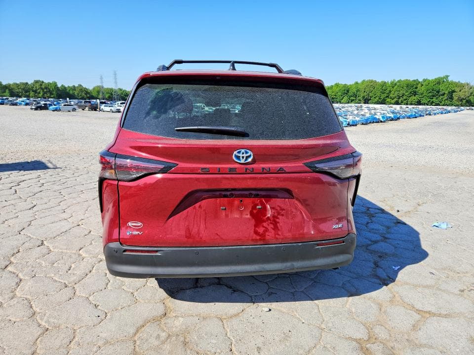 2025 TOYOTA SIENNA XLE 8-PASSENGER XLE 8-PASSENGER 6
