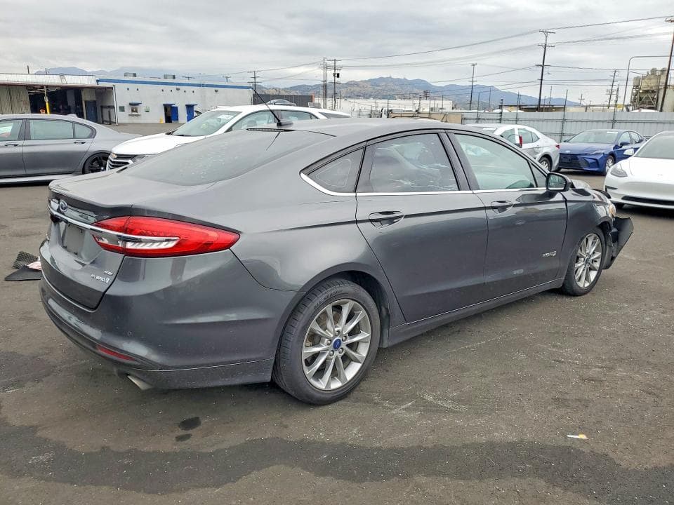 2017 FORD FUSION SE HYBRID 3