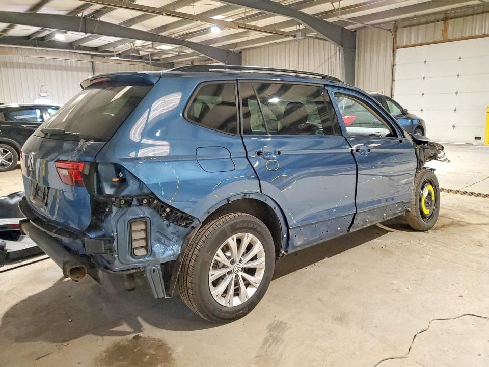 2019 VOLKSWAGEN TIGUAN S 3
