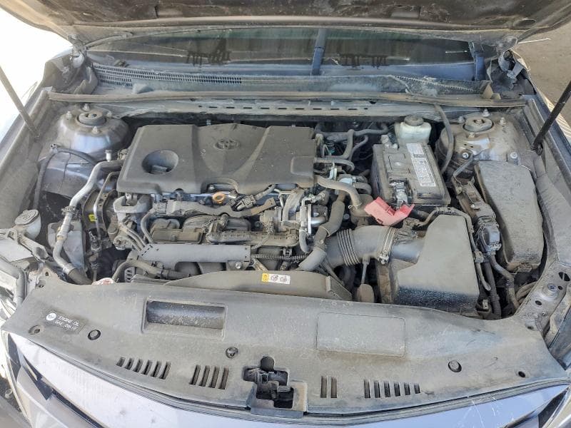 2018 TOYOTA CAMRY LE 11