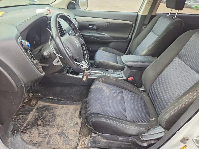 2018 MITSUBISHI OUTLANDER SE 7