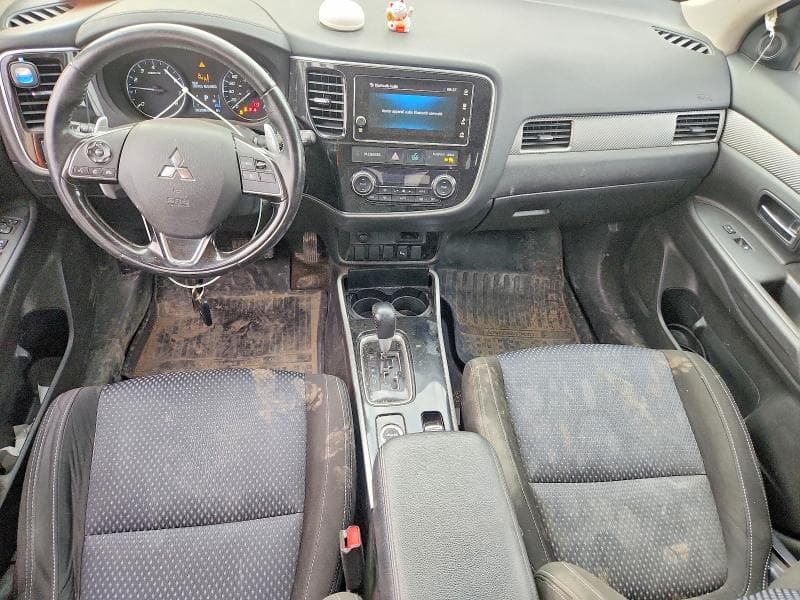 2018 MITSUBISHI OUTLANDER SE 8