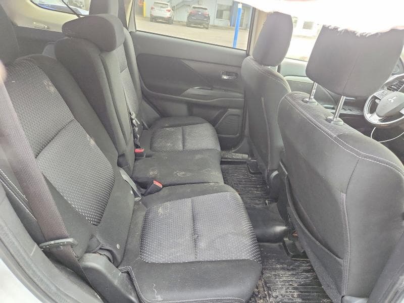2018 MITSUBISHI OUTLANDER SE 10