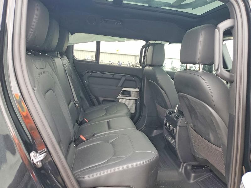 2023 LAND ROVER DEFENDER 130 SE 11