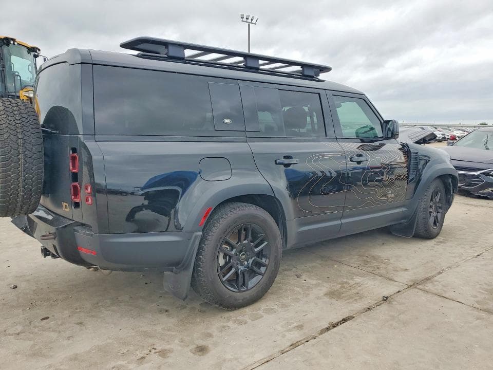 2023 LAND ROVER DEFENDER 130 SE 3
