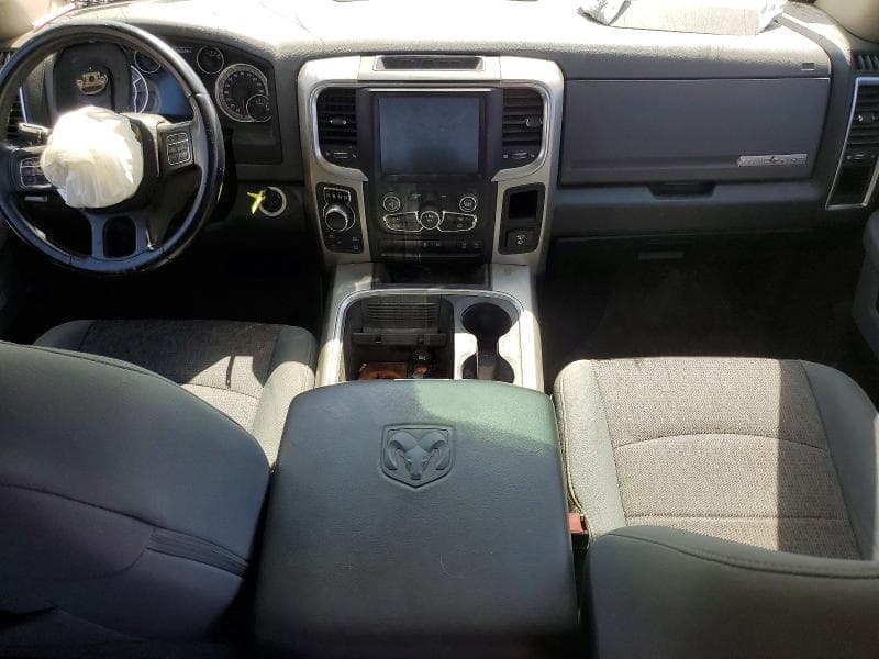 2016 RAM 1500 SLT 8
