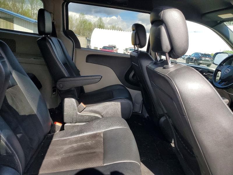 2018 DODGE GRAND CARAVAN SE 12