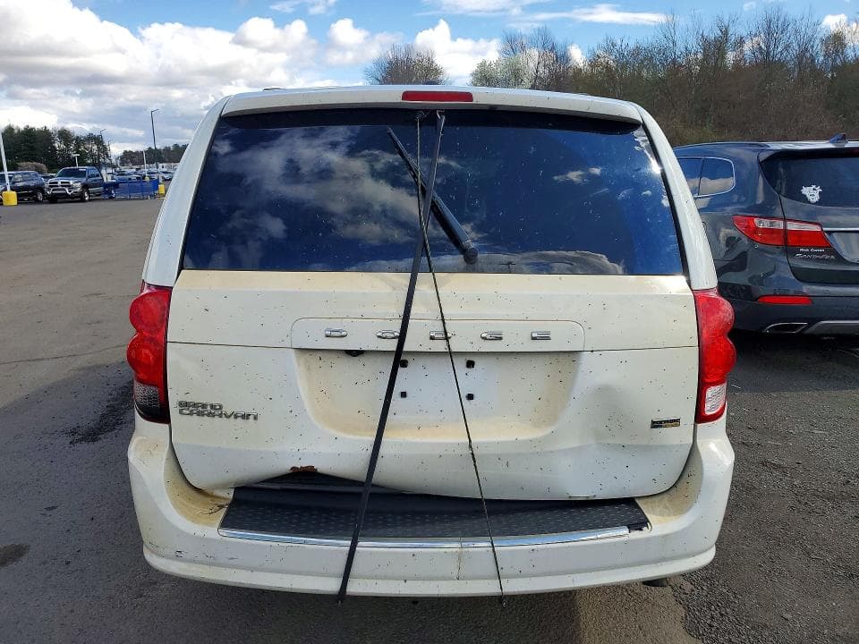 2018 DODGE GRAND CARAVAN SE 7