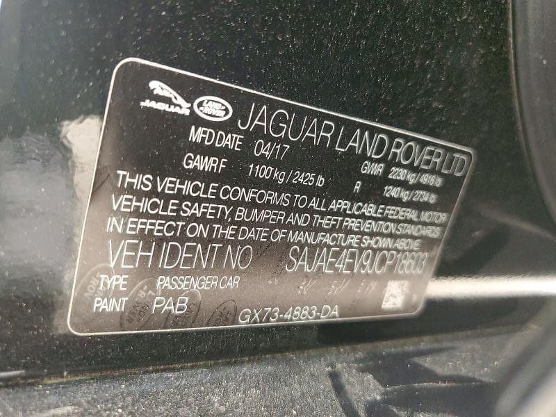 2018 JAGUAR XE PRESTIGE 12