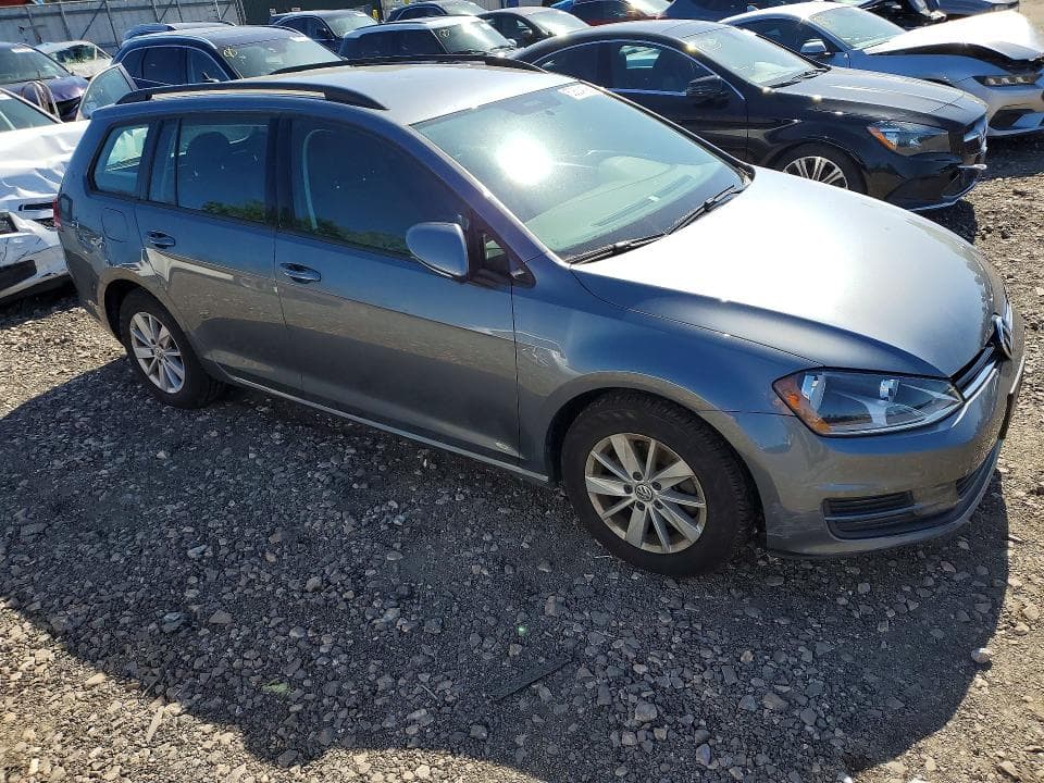 2017 VOLKSWAGEN GOLF SPORTWAGEN S S 5