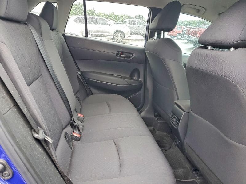 2024 TOYOTA COROLLA CROSS LE LE 11
