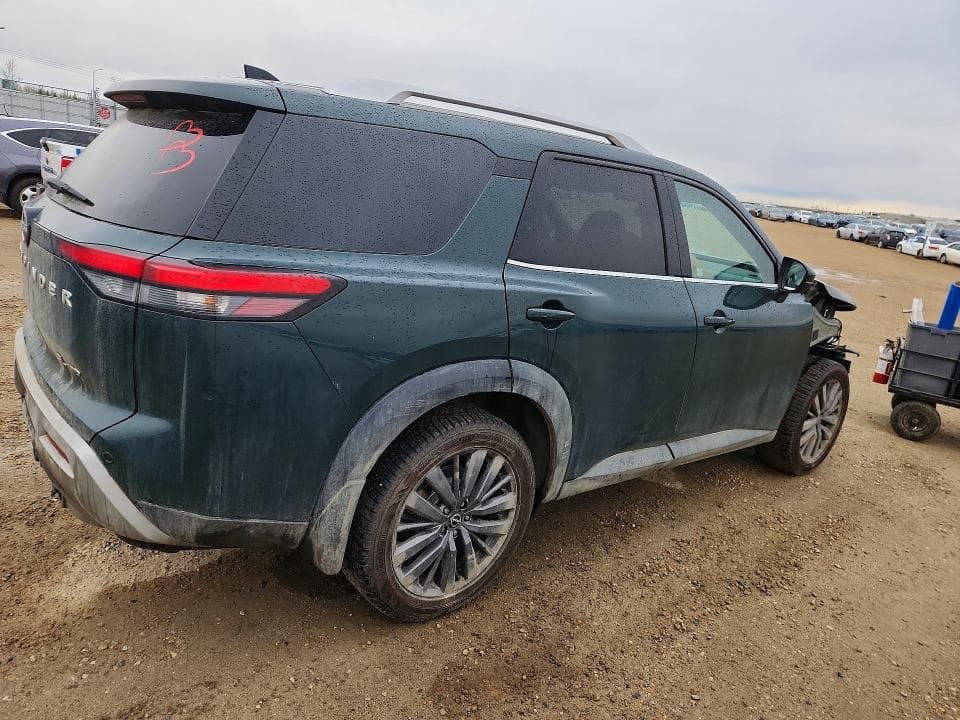 2023 NISSAN PATHFINDER SL 3