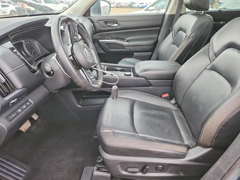 2023 NISSAN PATHFINDER SL 7