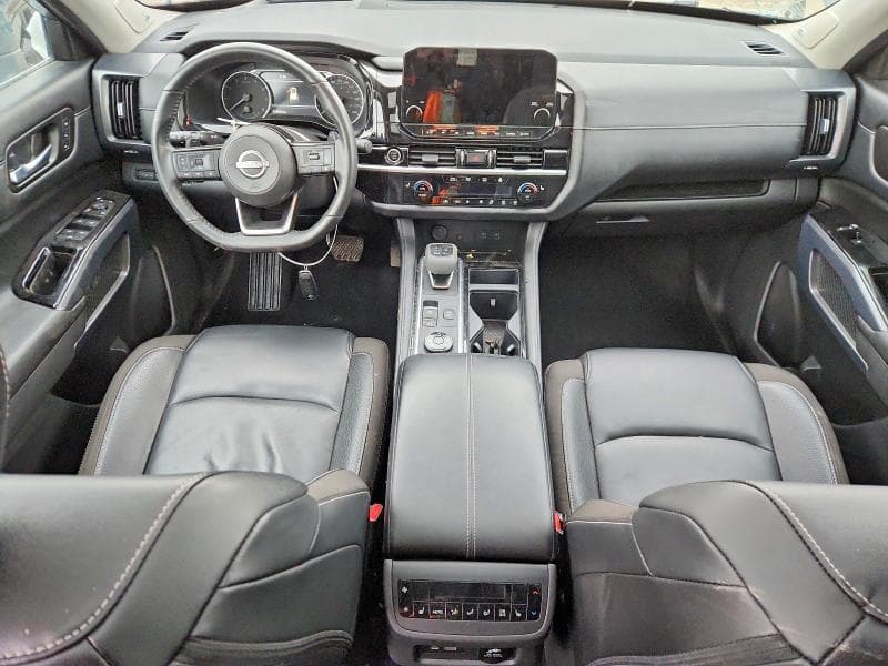 2023 NISSAN PATHFINDER SL 8