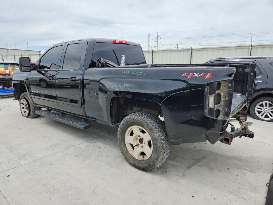 2018 CHEVROLET SILVERADO K1500 LT 2