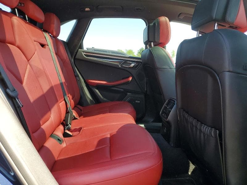 2020 PORSCHE MACAN S S 11