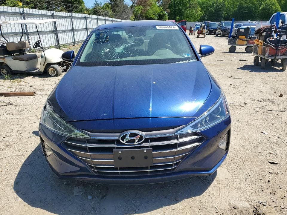 2020 HYUNDAI ELANTRA SEL 5