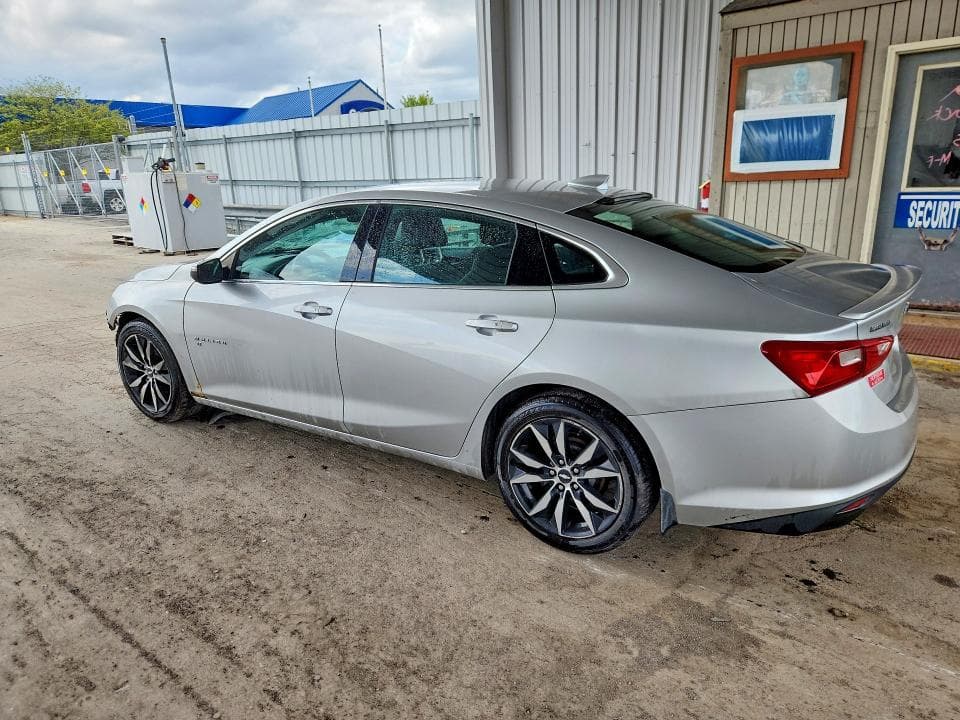 2018 CHEVROLET MALIBU LT 2