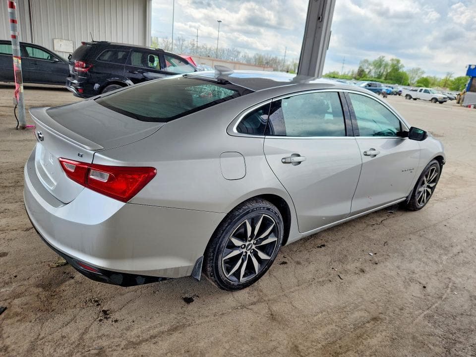 2018 CHEVROLET MALIBU LT 3
