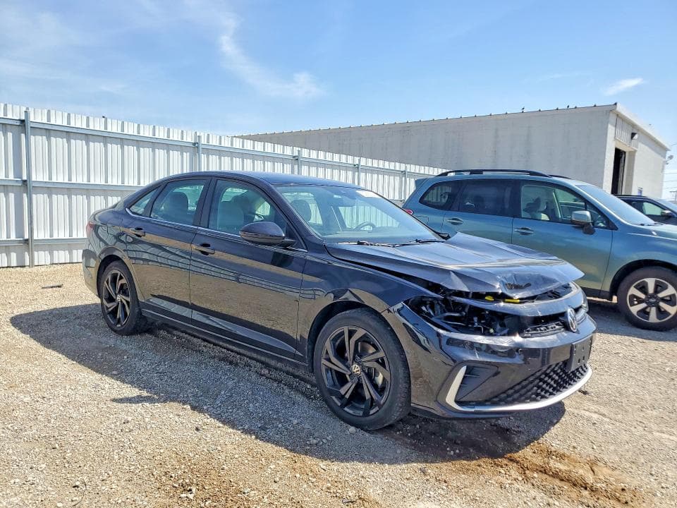 2025 VOLKSWAGEN JETTA SE 4