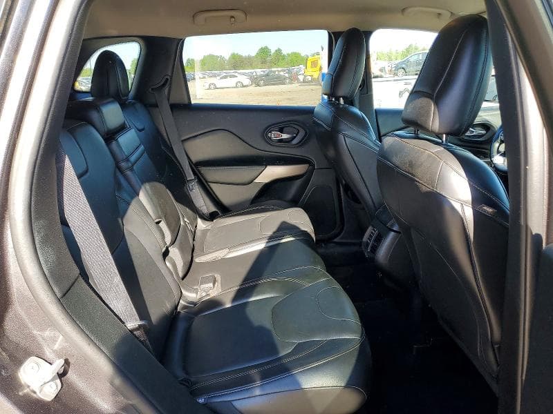 2018 JEEP CHEROKEE LIMITED 11