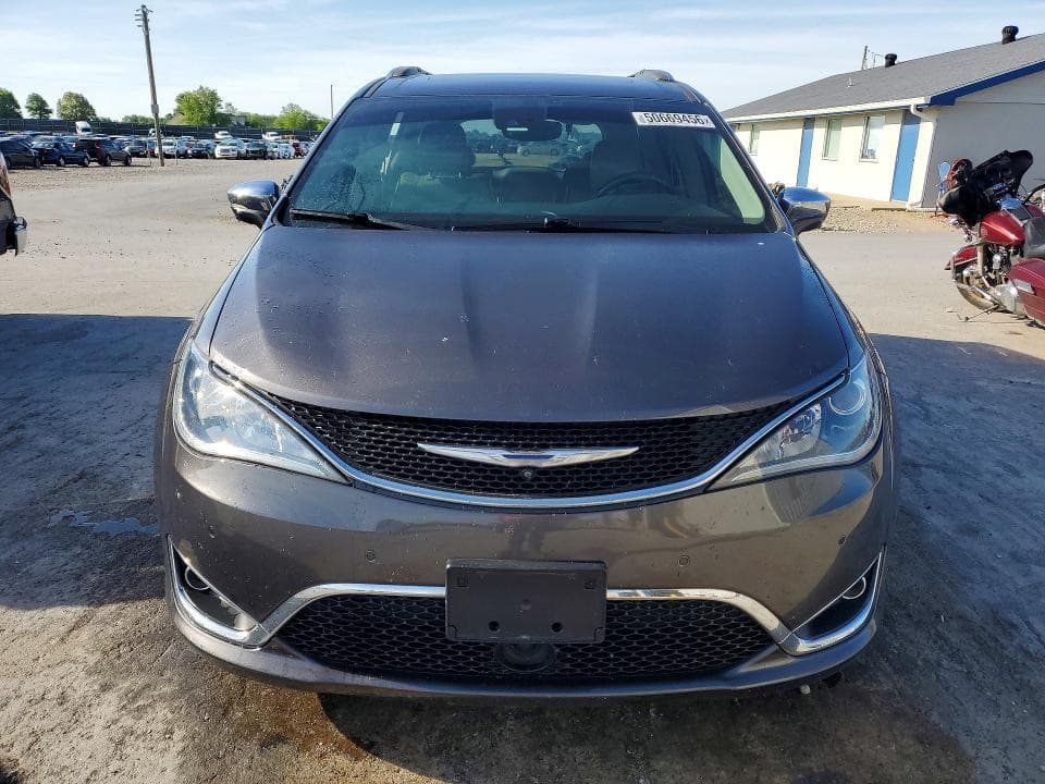2018 CHRYSLER PACIFICA LIMITED 5