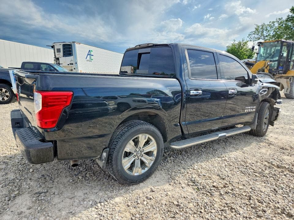 2017 NISSAN TITAN SV SV 3