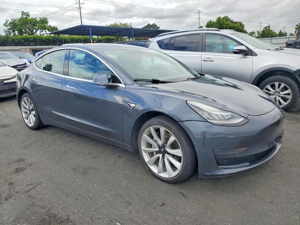 2019 TESLA MODEL 3 5