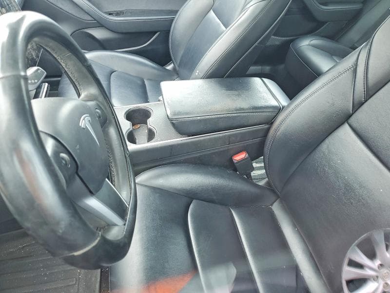 2019 TESLA MODEL 3 8