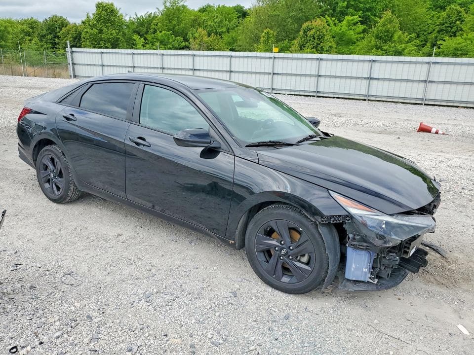2021 HYUNDAI ELANTRA SEL 4
