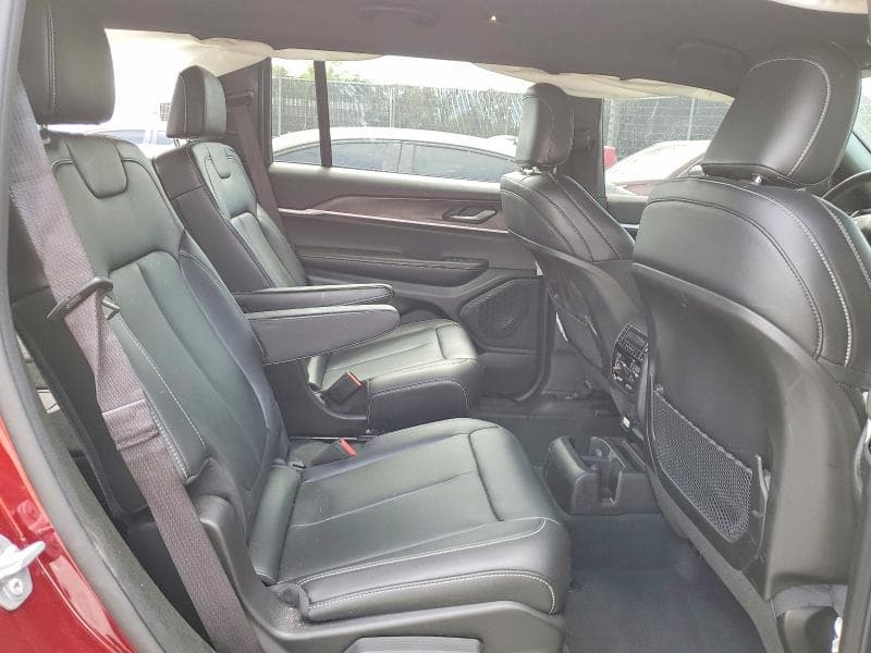 2025 JEEP GRAND CHEROKEE L LIMITED 11