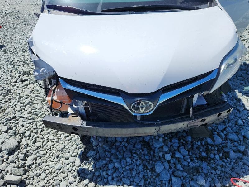 2020 TOYOTA SIENNA LE LE 12