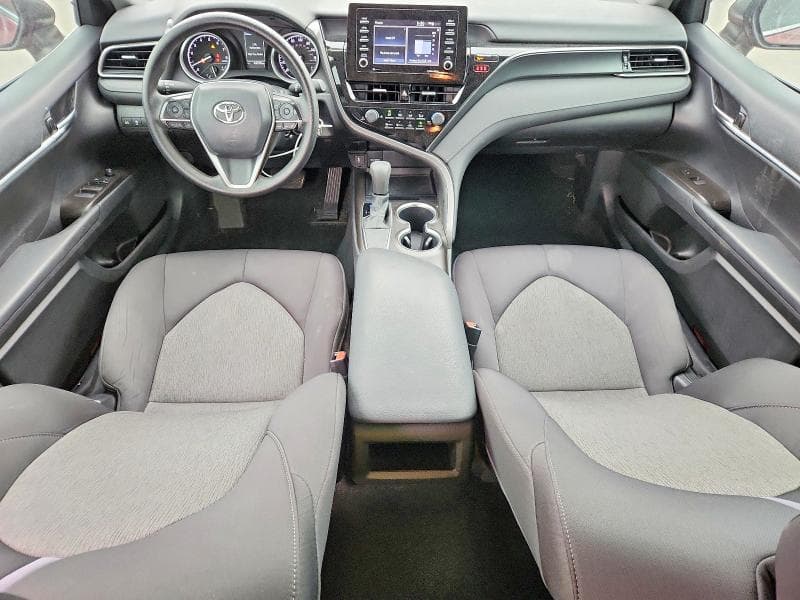 2021 TOYOTA CAMRY LE LE 8