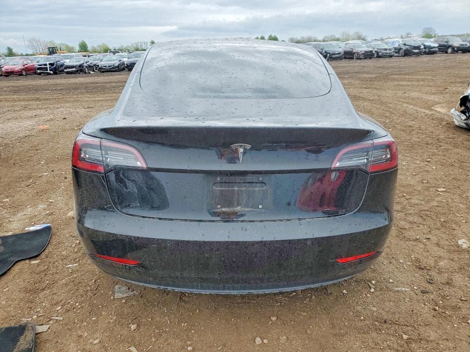 2018 TESLA MODEL 3 6