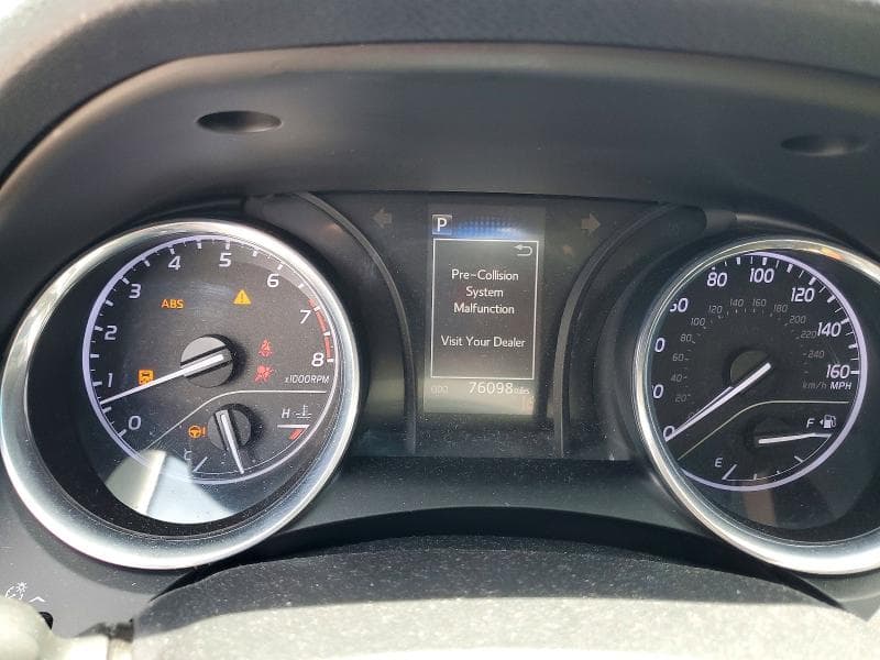 2020 TOYOTA CAMRY SE 9