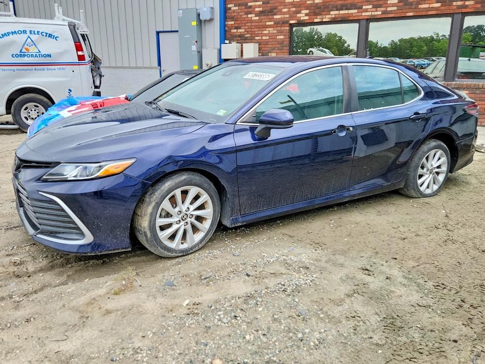 2021 TOYOTA CAMRY LE - 1