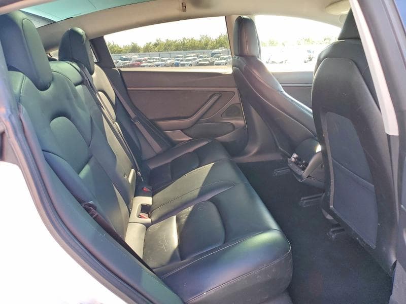 2020 TESLA MDL 3 10