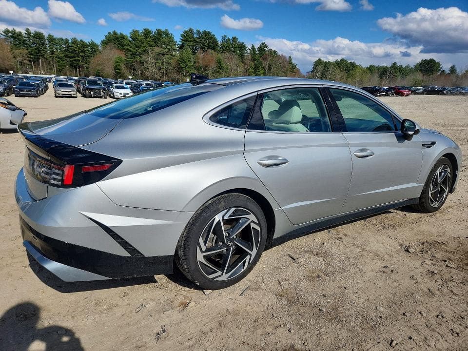 2024 HYUNDAI SONATA SEL 3