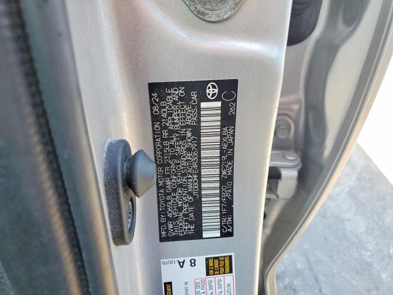 2024 TOYOTA COROLLA HYBRID LE 12