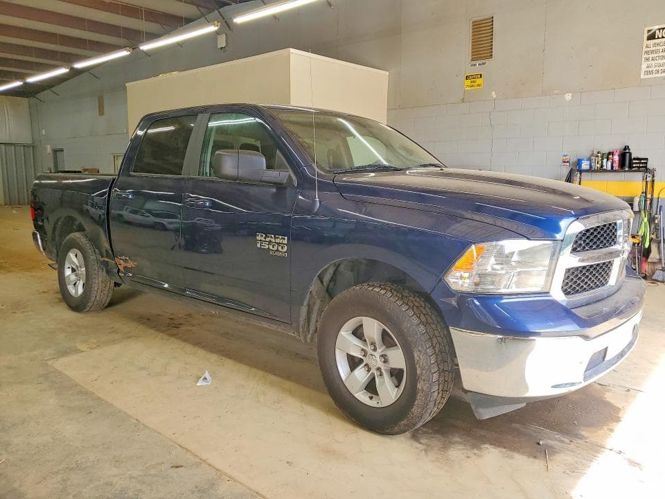 2021 RAM 1500 CLASSIC SLT 4