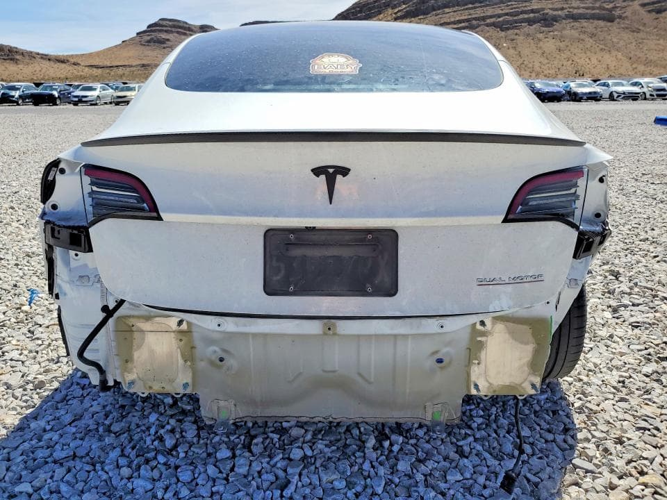 2023 TESLA MODEL 3 6