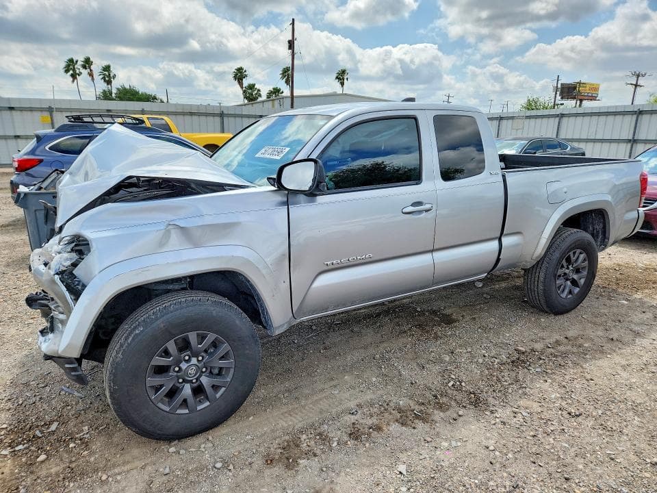 2022 TOYOTA TACOMA SR5 V6 - 1