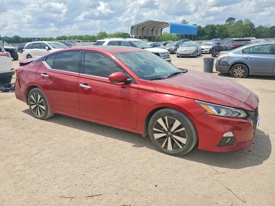 2019 NISSAN ALTIMA SV 4
