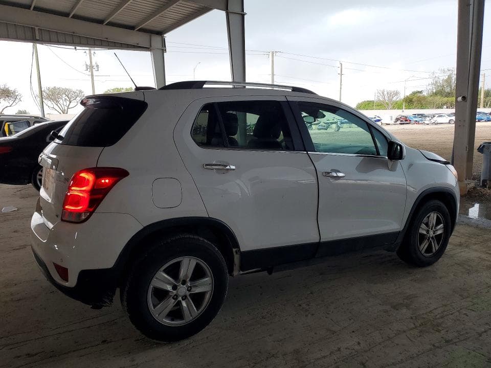 2019 CHEVROLET TRAX 1LT 3