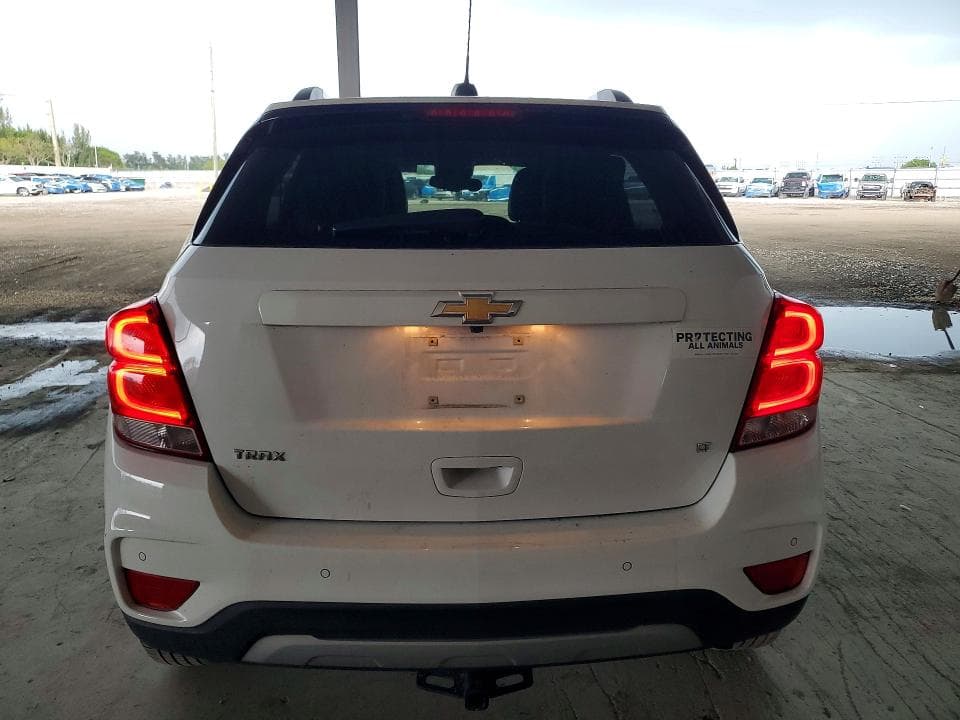 2019 CHEVROLET TRAX 1LT 6