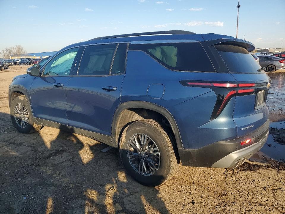 2025 CHEVROLET TRAVERSE LT LT 2