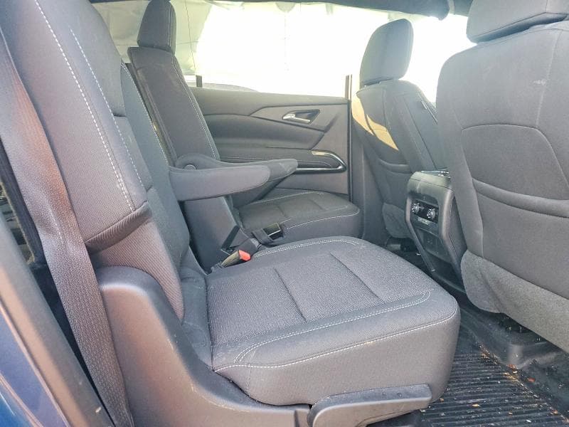 2025 CHEVROLET TRAVERSE LT LT 10